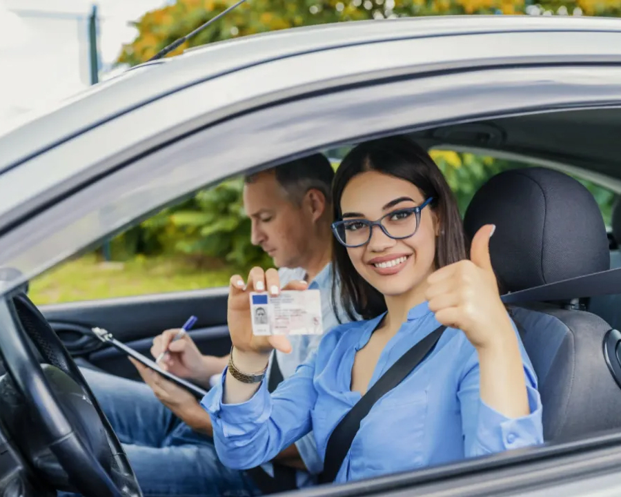 新生指南 I 在俄留學(xué)如何順利自駕出行？拿到駕照后能暢游俄羅斯？